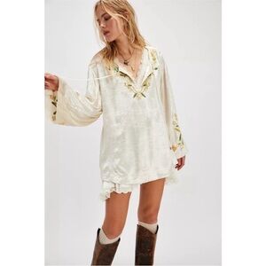 NWT FREE PEOPLE Ember Velvet Tunic with Floral Embroidery in Cream